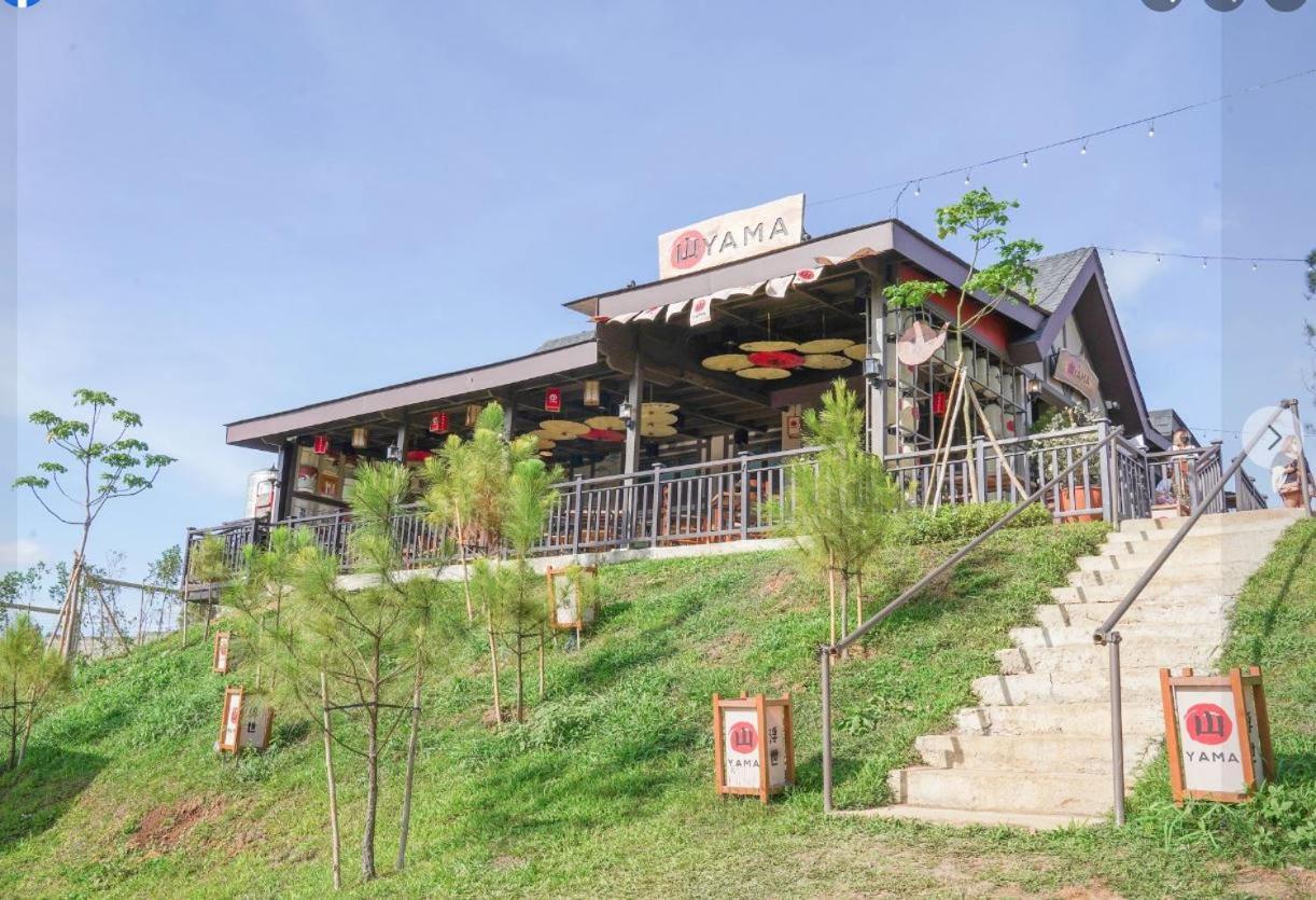 Alpine Breeze At Crosswinds Tagaytay Hotel Tagaytay City Exterior photo